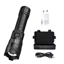Latarka LED kryzysowa z ładowaniem USB – niezawodna podczas blackoutów - obrazek 6